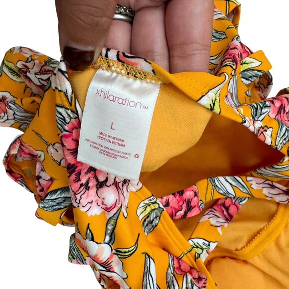 Xhilaration NWT Yellow Pink Roses Cut Out Sides One Piece Swim Size Large - Picture 4 of 4
